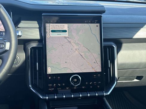 Used 2026 GMC Acadia AT4 w/ Super Cruise Package image 30