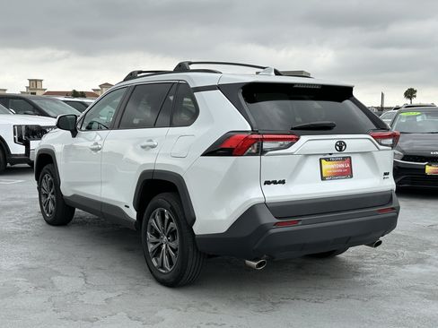 Used 2025 Toyota RAV4 XLE Premium AWD/4WD image 4