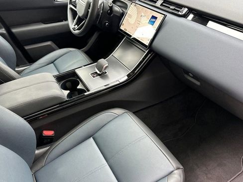 Used 2026 Land Rover Range Rover Velar S AWD/4WD image 35