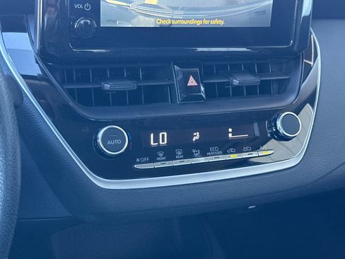 Used 2024 Toyota Corolla LE image 18