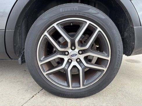 Used 2016 Ford Explorer Sport w/ Equipment Group 401A image 9