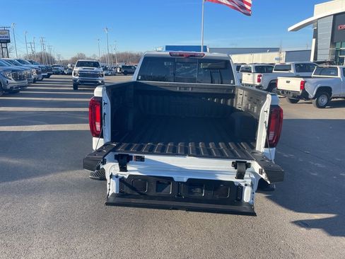 New 2026 GMC Sierra 1500 Denali Ultimate w/ LPO, Black Badging Package image 30