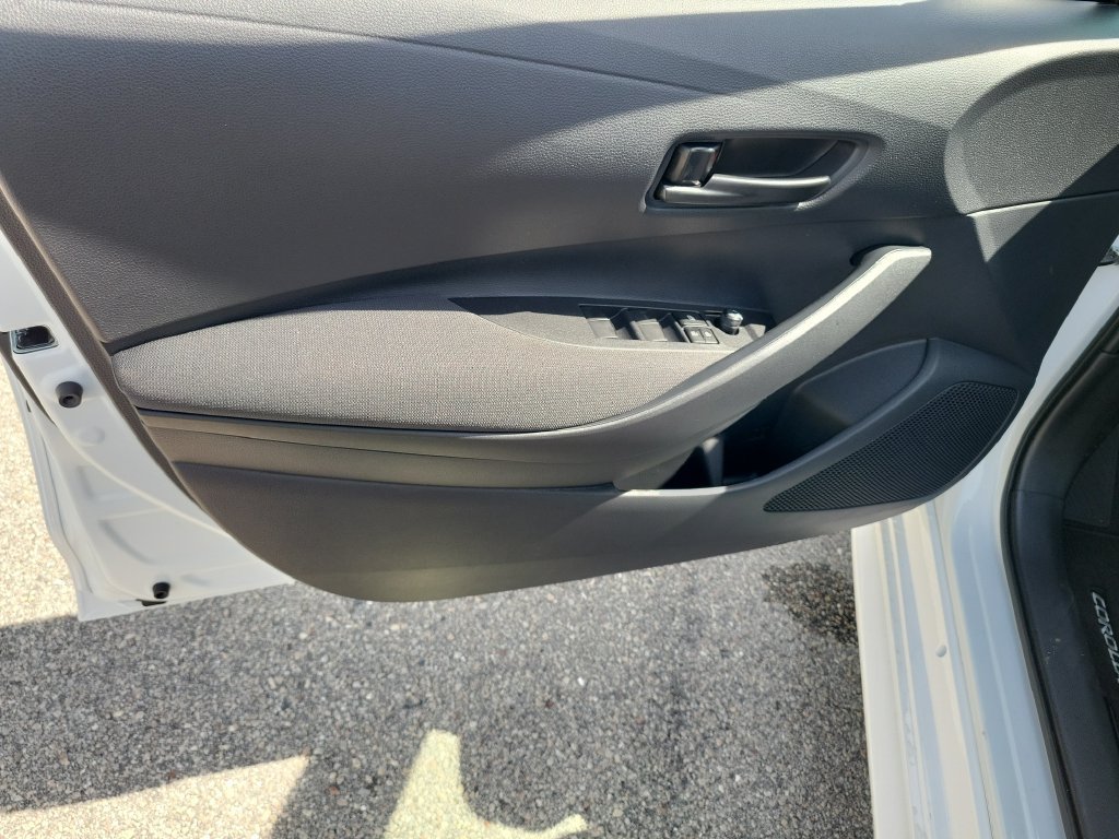New 2027 Toyota Corolla LE FWD image 19
