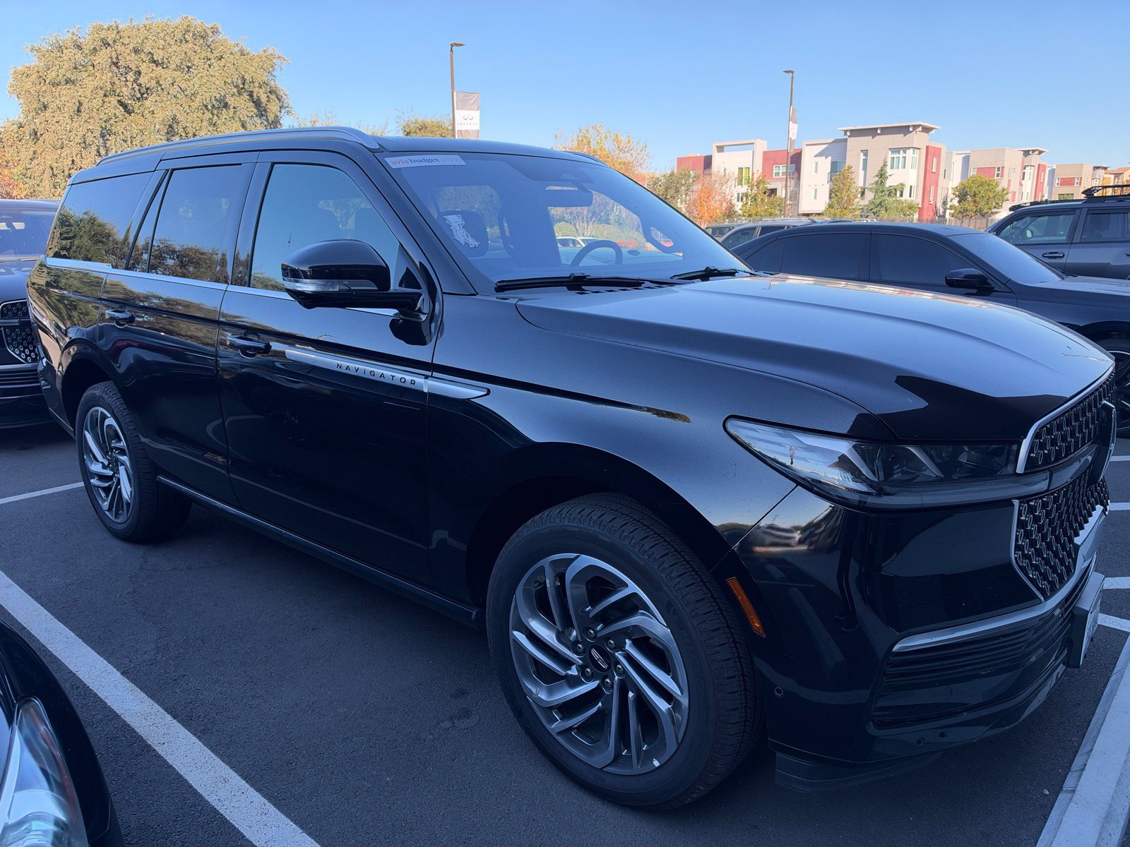 Used 2025 Lincoln Navigator Reserve AWD/4WD image 1