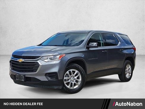 Used 2020 Chevrolet Traverse LS FWD image 1