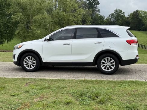 Used 2016 Kia Sorento LX AWD/4WD image 5