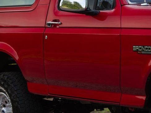 Used 1994 Ford Bronco XLT image 37