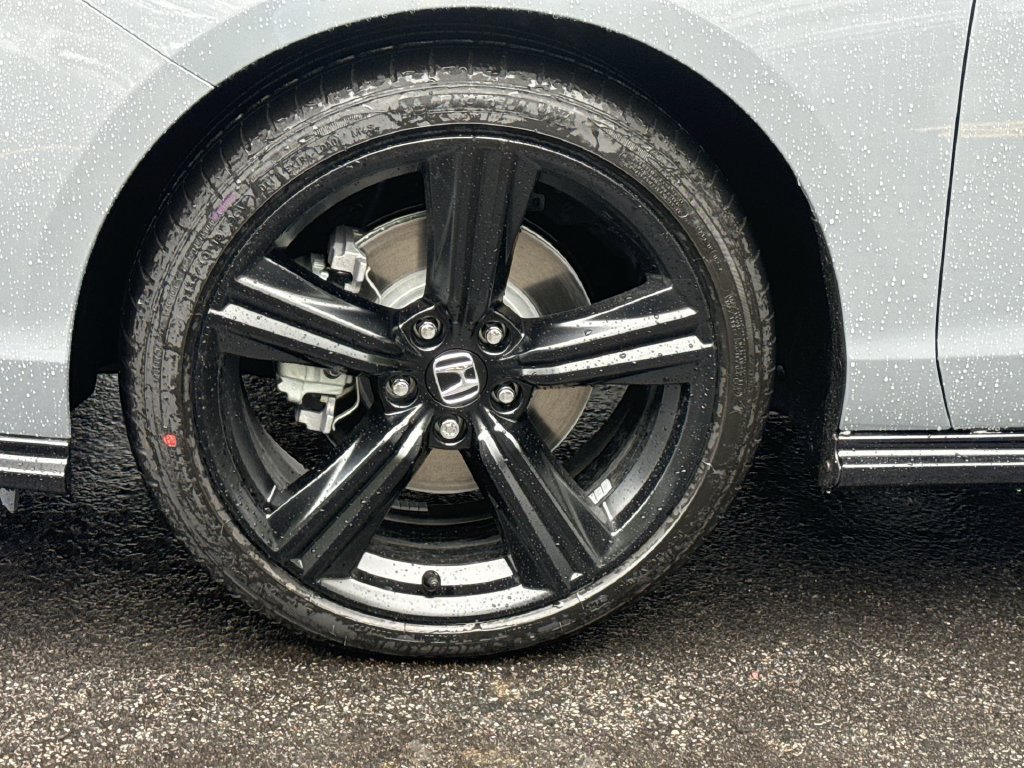 New 2026 Honda Accord Sport image 19