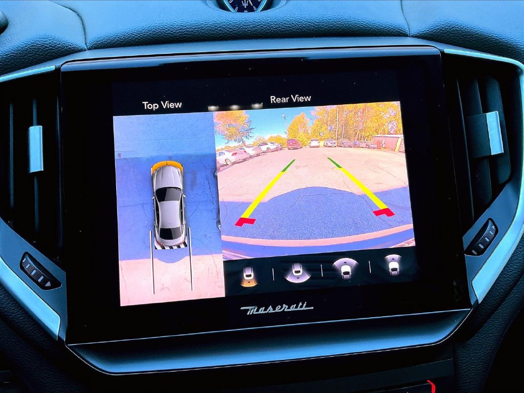 Used 2022 Maserati Ghibli Modena RWD image 10