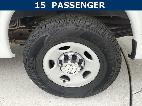 Used 2018 Chevrolet Express 3500 LT w/ LT Preferred Equipment Group image 24