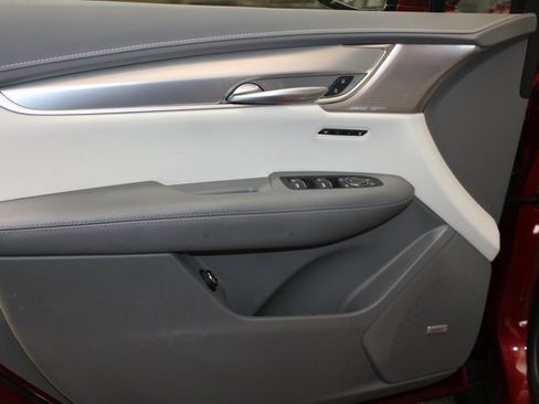 Certified 2023 Cadillac XT5 Premium Luxury w/ Technology Package image 31