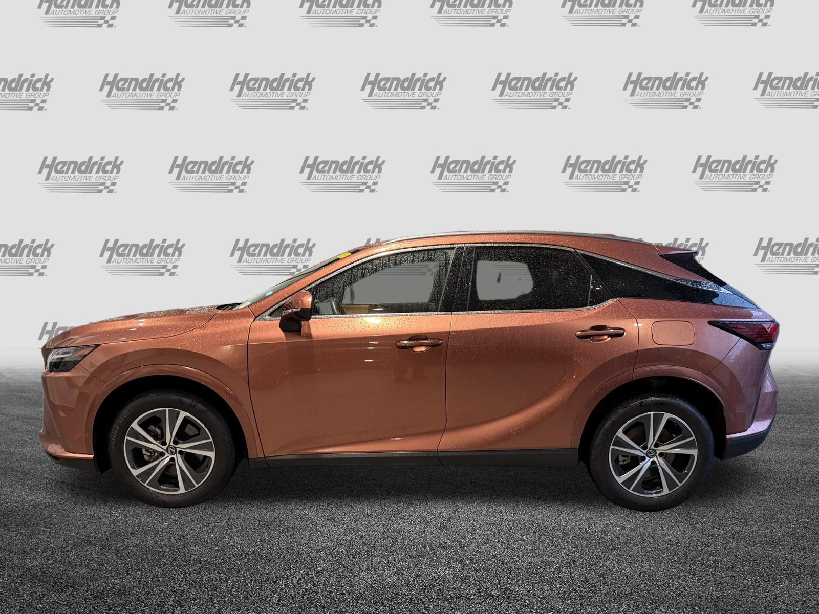 Used 2026 Lexus RX 350 Premium w/ Accessory Package (Z1) FWD image 6