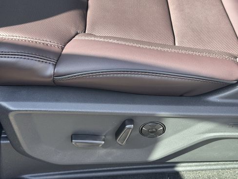 New 2026 Ford Expedition Max Platinum image 12