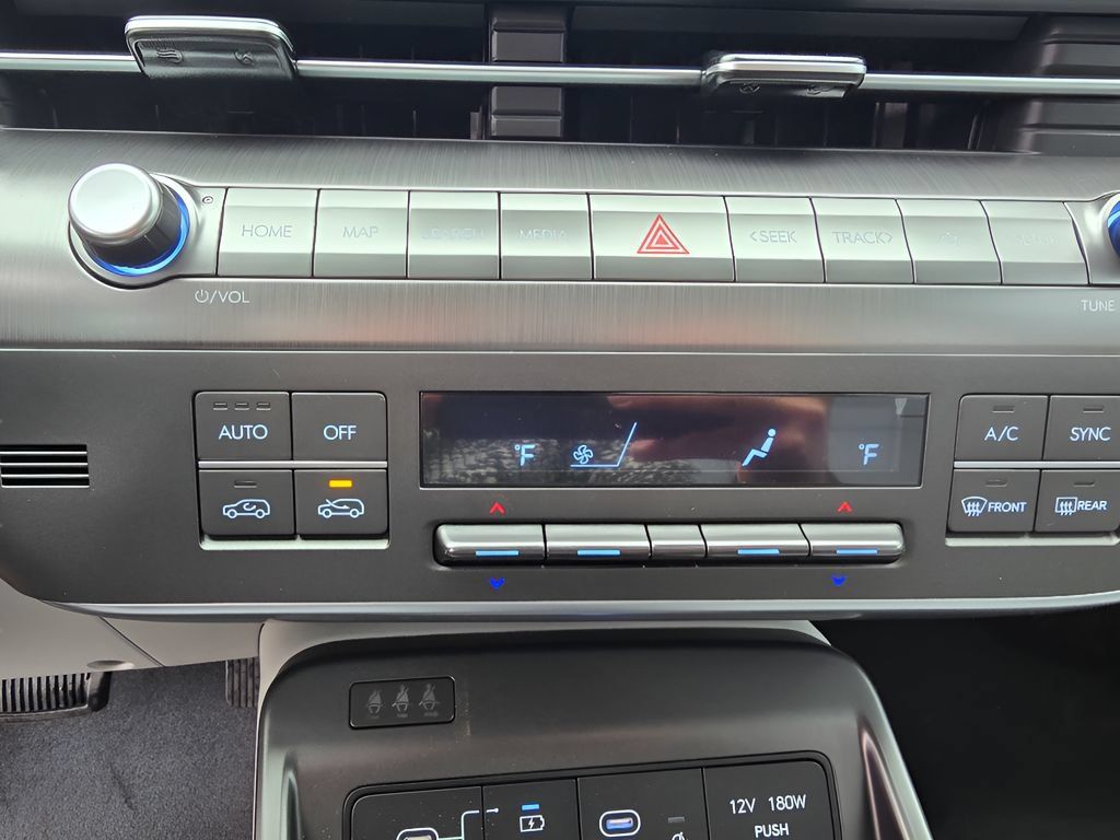 New 2026 Hyundai Kona SEL Premium AWD/4WD image 22