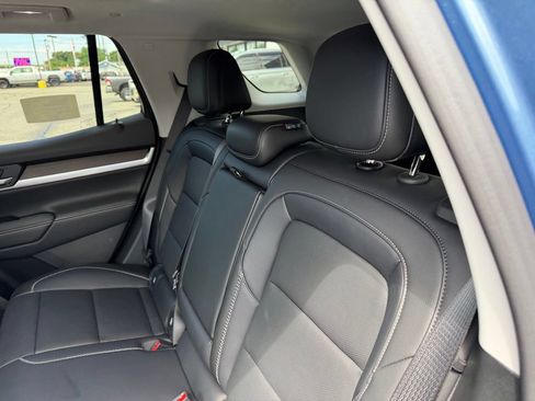 New 2027 GMC Terrain Denali w/ LPO, Floor Liner Package AWD/4WD image 9