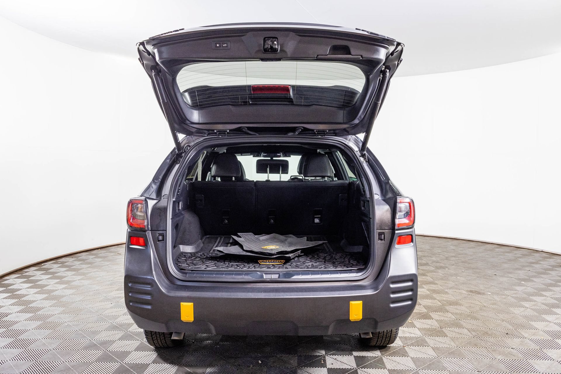 Used 2024 Subaru Outback Wilderness AWD/4WD image 40
