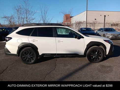 Used 2024 Subaru Outback Onyx Edition image 2