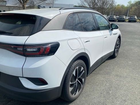 Used 2022 Volkswagen ID.4 Pro S image 11