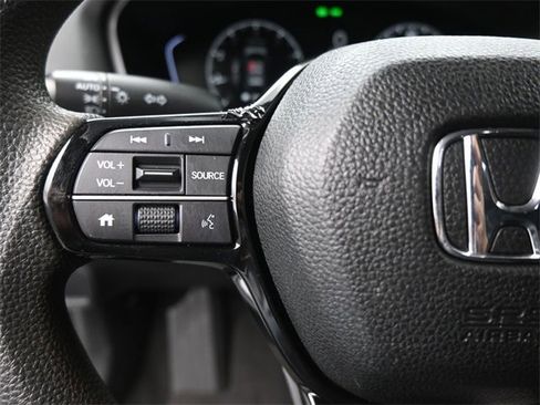 Used 2023 Honda Civic LX image 7