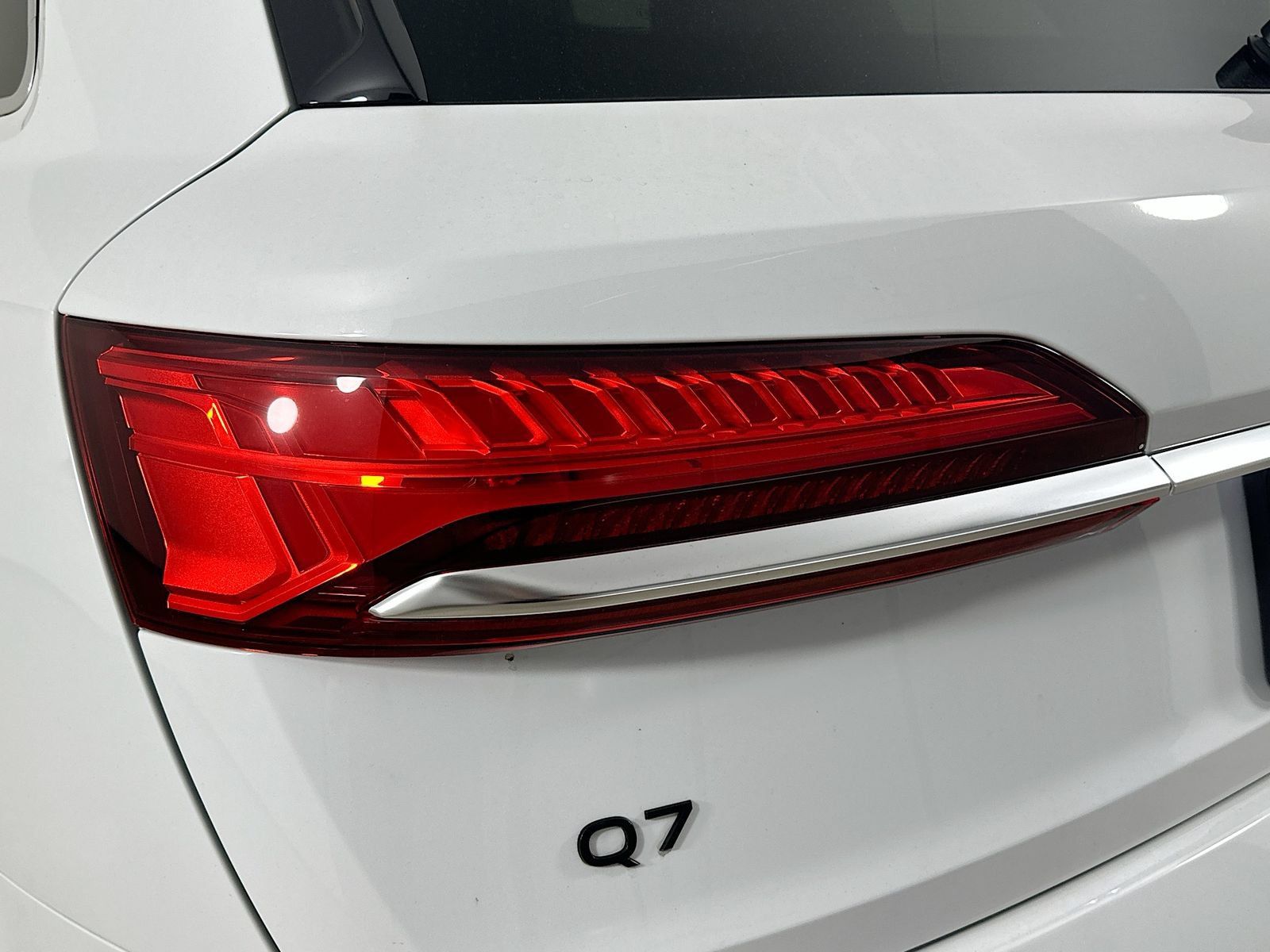Used 2025 Audi Q7 3.0T Premium Plus AWD/4WD image 11