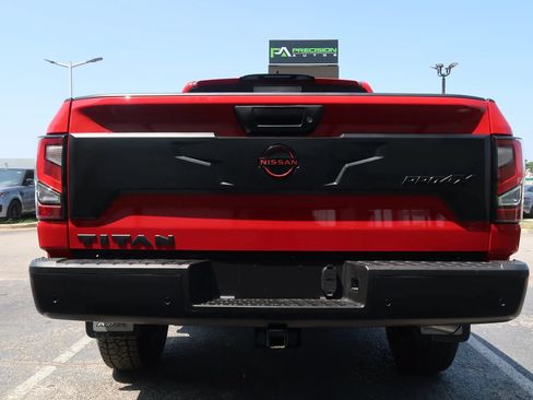 Used 2024 Nissan Titan PRO-4X w/ Off Road Protection Package AWD/4WD image 9
