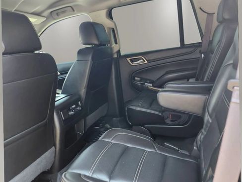 Used 2017 GMC Yukon Denali AWD/4WD image 16