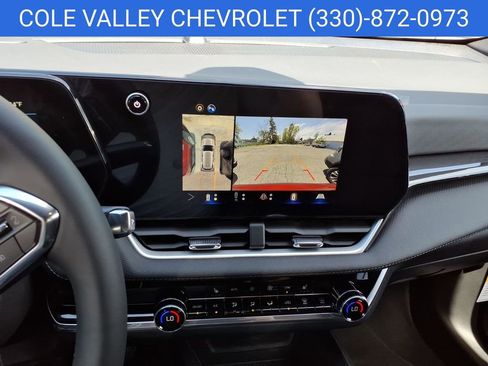 New 2026 Chevrolet Equinox LT w/ Convenience Package II FWD image 9