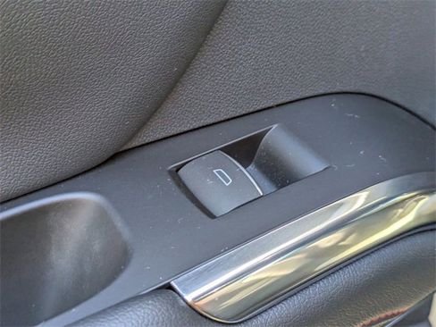 Certified 2024 Chevrolet Traverse RS image 29