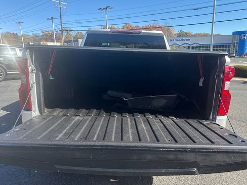 Used 2020 Chevrolet Silverado 1500 LT w/ All-Star Edition image 23