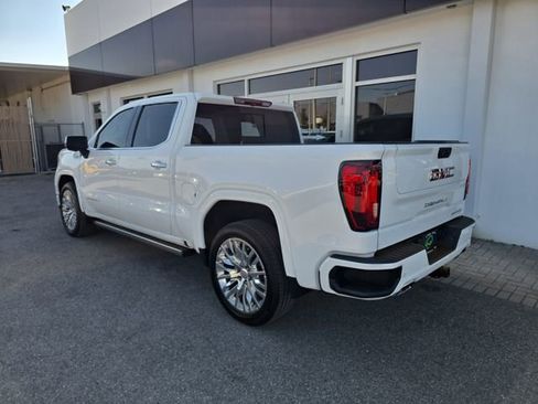 Certified 2022 GMC Sierra 1500 Denali image 5