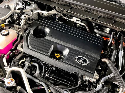 Used 2022 Lexus NX 450h+ F Sport image 31