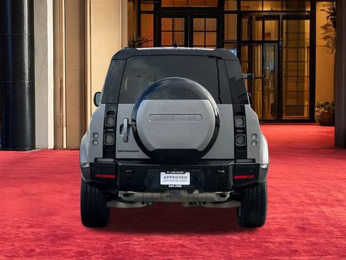 Used 2024 Land Rover Defender 110 X image 11