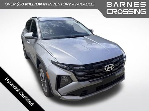 Used 2025 Hyundai Tucson SEL FWD image 1