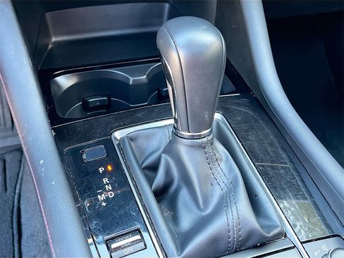 Used 2024 MAZDA MAZDA3 s image 16