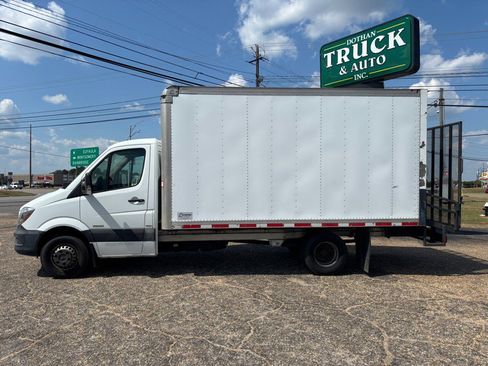 Used 2016 Mercedes-Benz Sprinter 3500 image 2