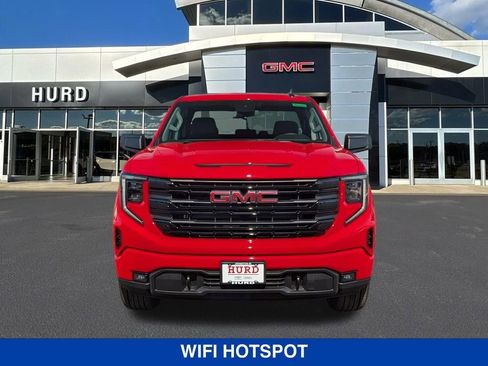 New 2026 GMC Sierra 1500 Elevation image 9