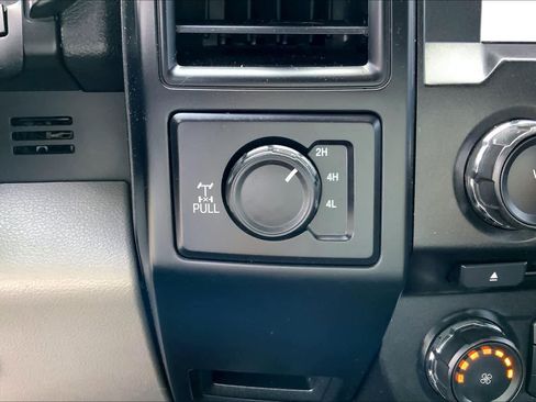 Used 2018 Ford F150 XL w/ Equipment Group 101A Mid image 30