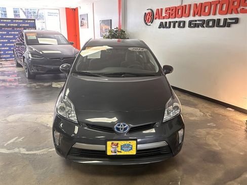 Used 2014 Toyota Prius image 2