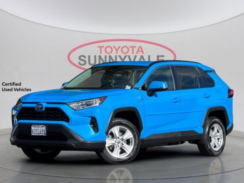 Certified 2020 Toyota RAV4 XLE image 1
