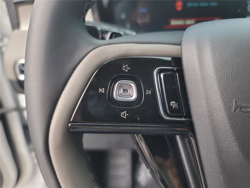 New 2026 Lincoln Corsair Premiere FWD image 20