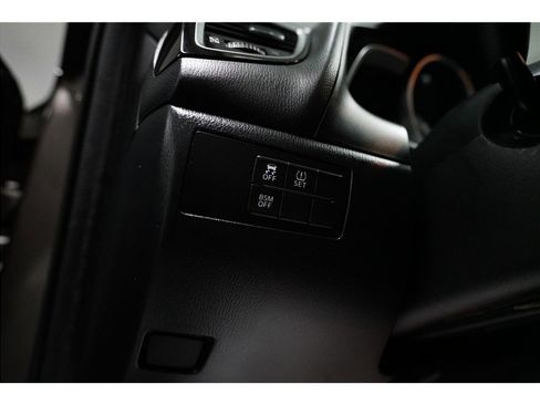 Used 2014 MAZDA MAZDA3 i Grand Touring image 18