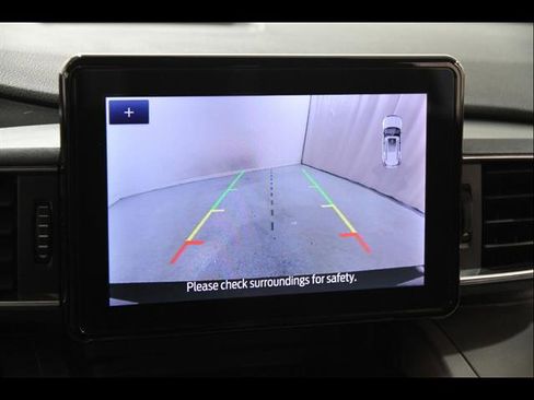 Certified 2022 Ford Explorer XLT w/ Equipment Group 202A AWD/4WD image 14