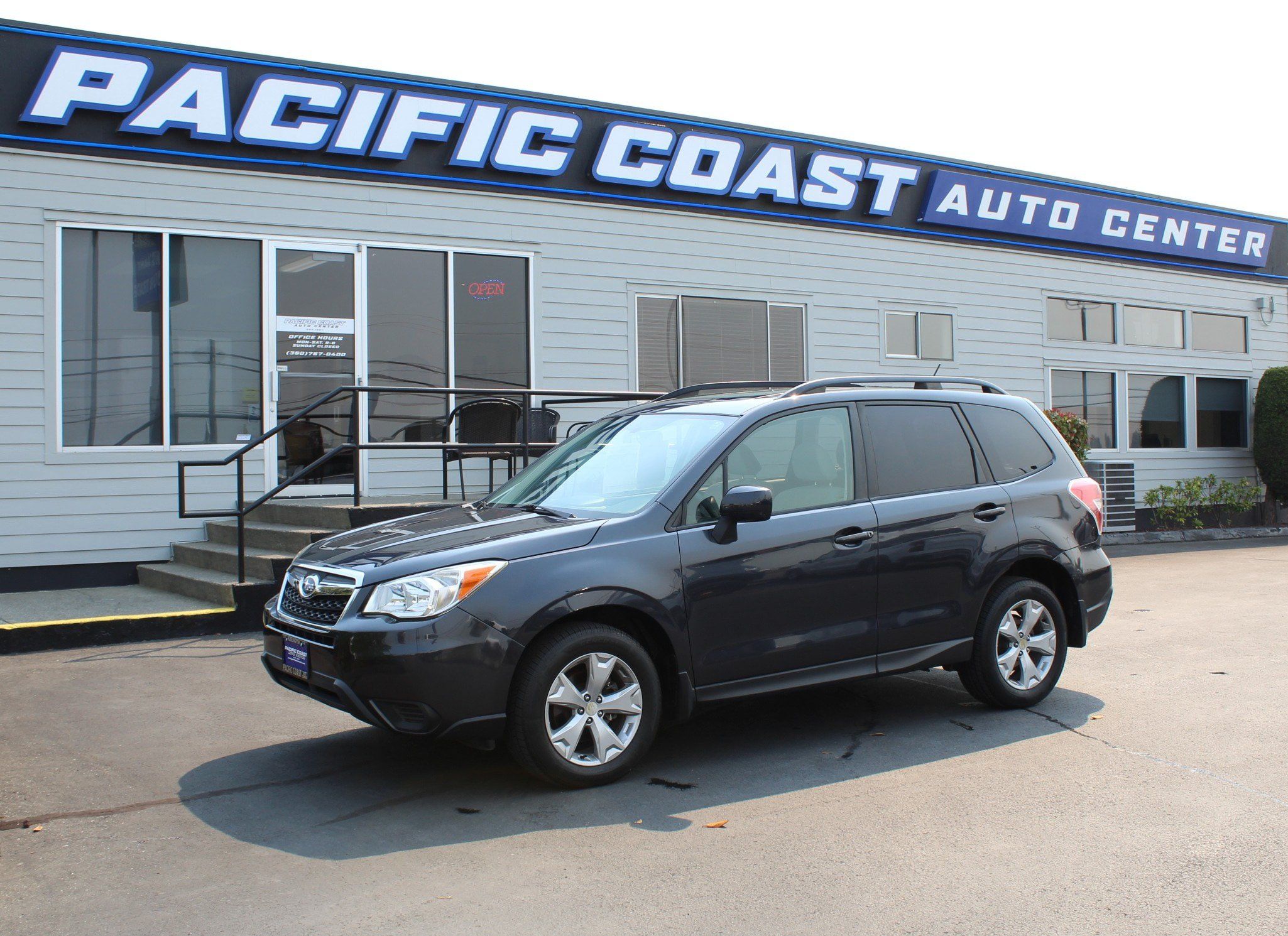 Used 2014 Subaru Forester 2.5i Premium w/ All-Weather Package AWD/4WD image 1