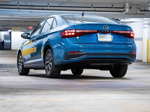 New 2025 Volkswagen Jetta S image 5