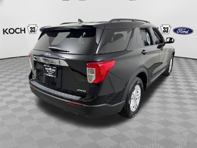 Used 2023 Ford Explorer XLT AWD/4WD image 8