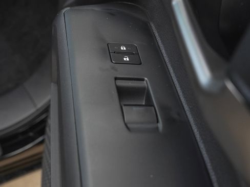 New 2025 Toyota Tacoma TRD Sport image 25