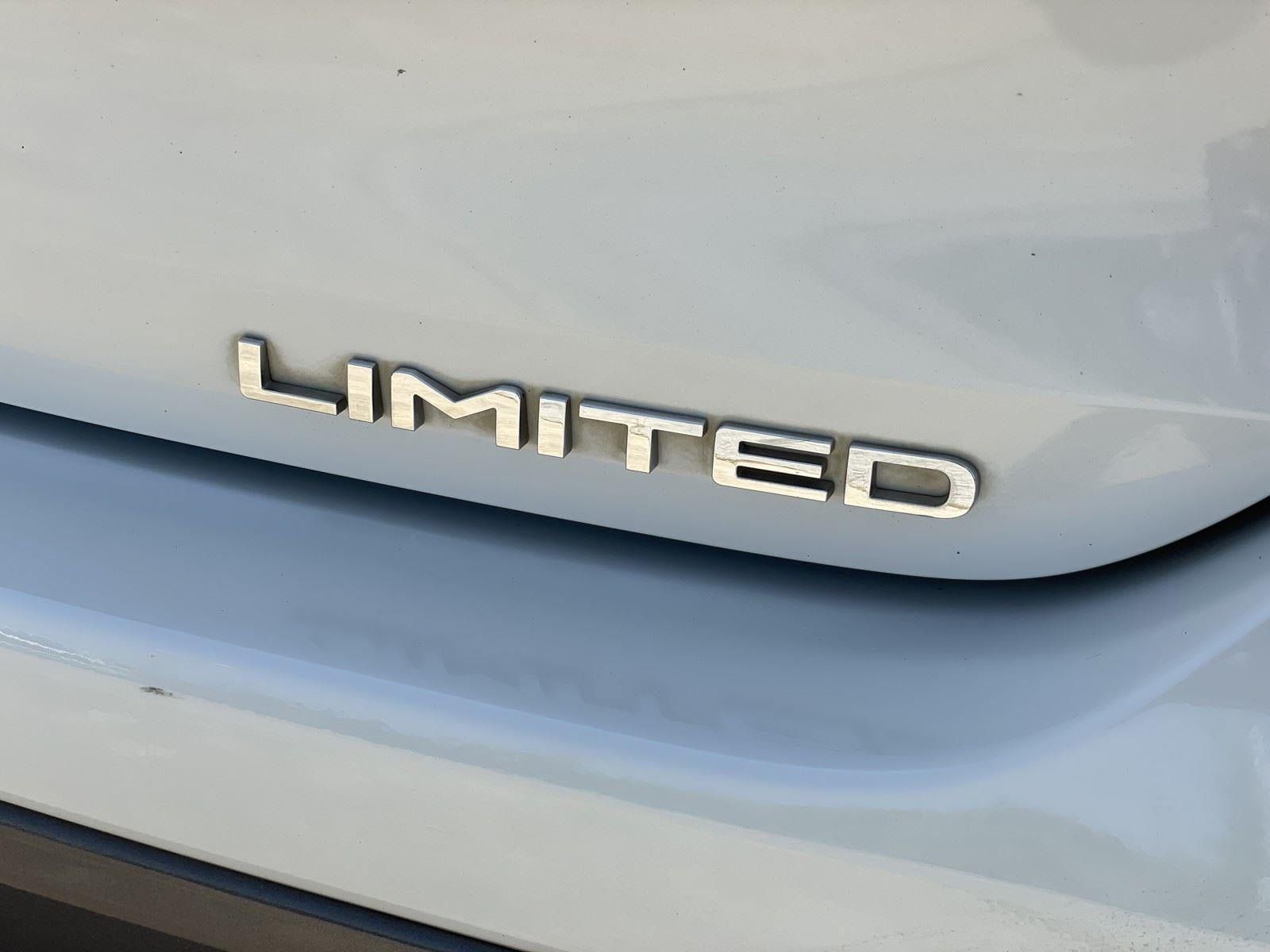Used 2020 Toyota Highlander Limited FWD image 59