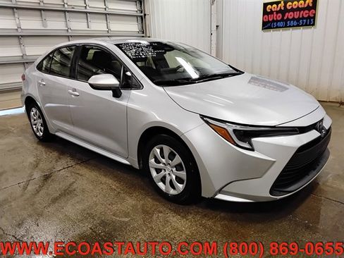 Used 2024 Toyota Corolla Hybrid Sedan image 1