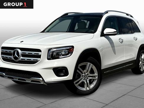 Certified 2023 Mercedes-Benz GLB 250 w/ Premium Package image 1