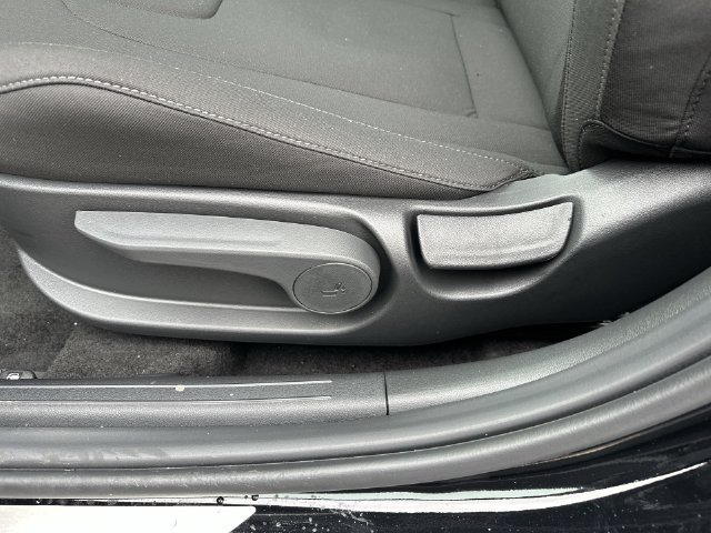 New 2026 Hyundai Elantra SEL FWD image 36